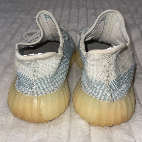 Sneakers | Size 9 Men - Picture 6 of 12